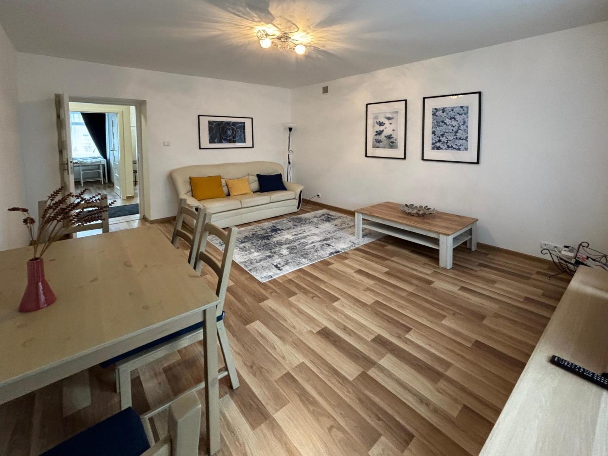 Smooth Life Apartment Varsovie Extérieur photo